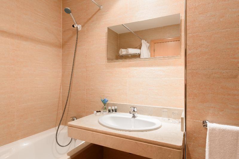 Photo - Aparthotel Exe Campus San Mamés
