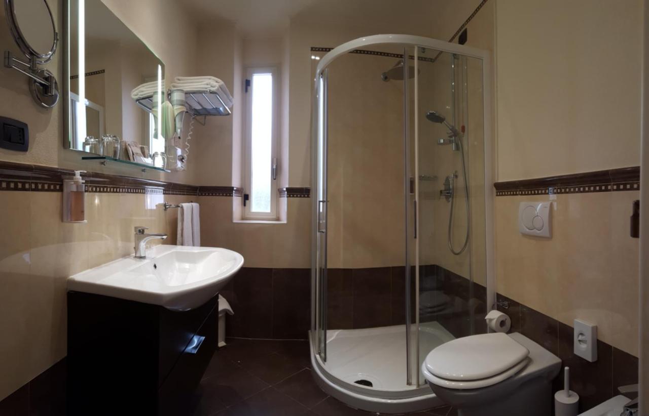 Hotel Regina - 6