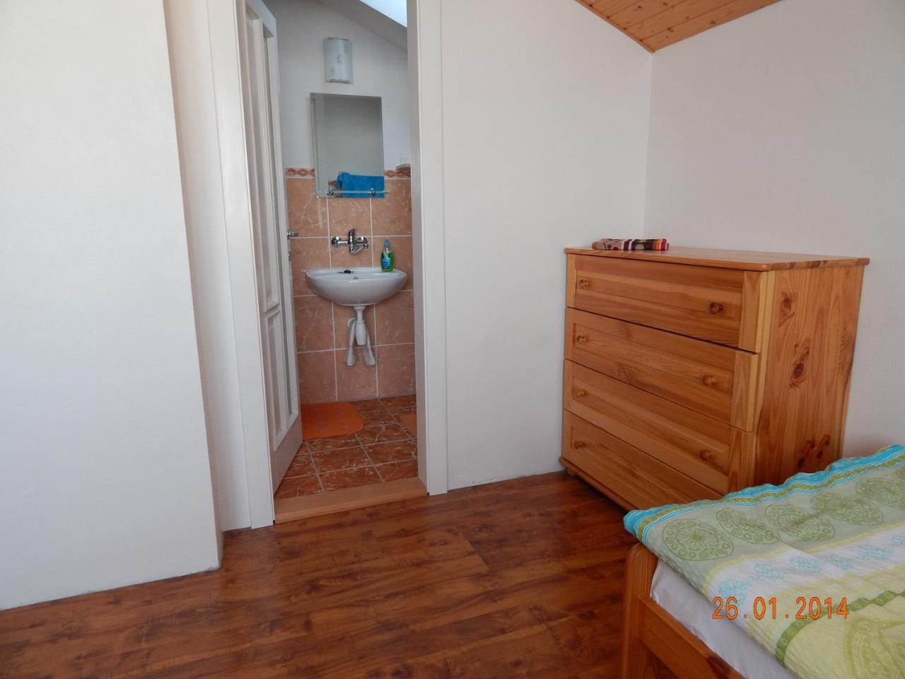 Privat Liska photo 3