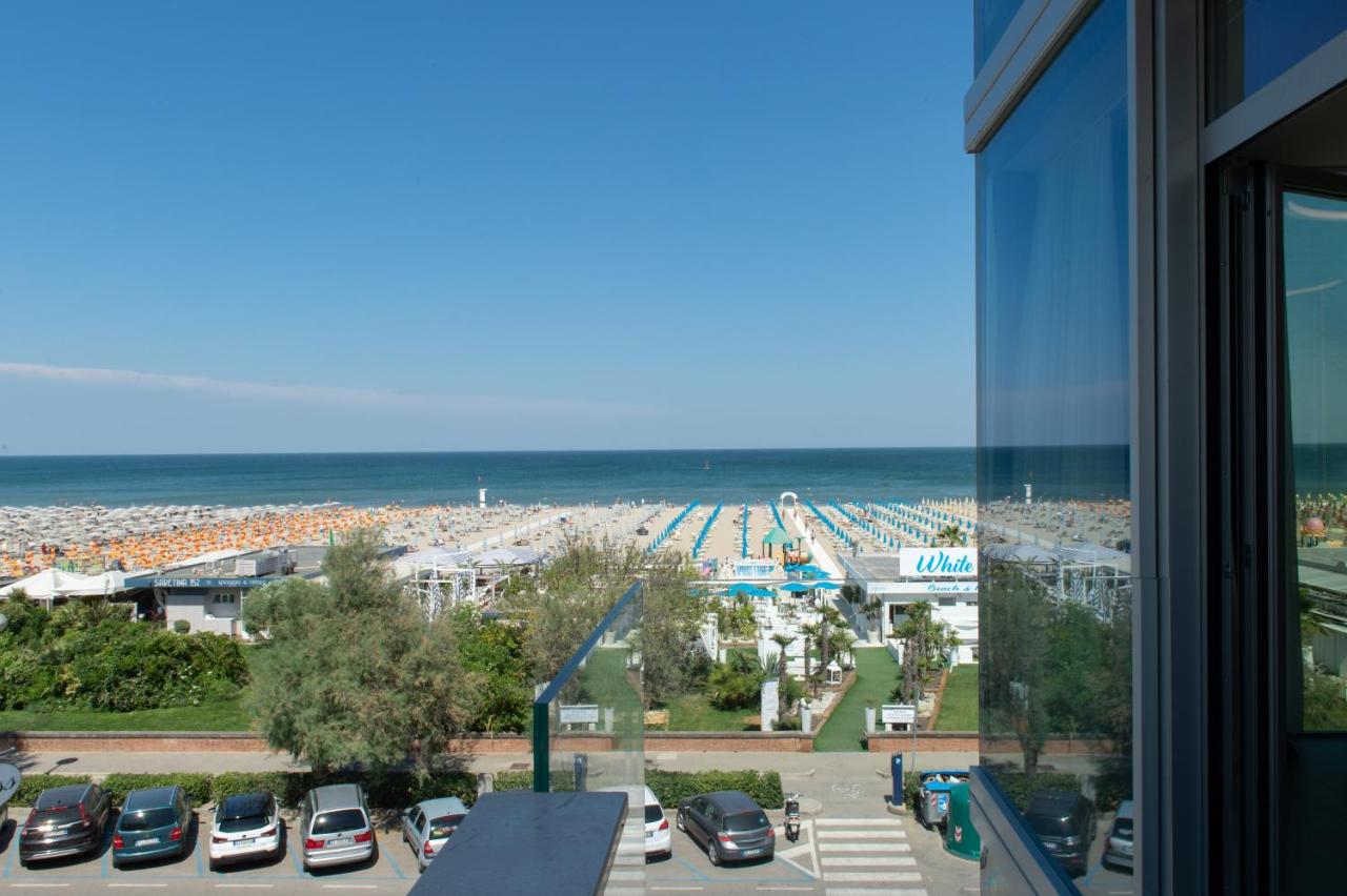 Hotel Commodore - 6