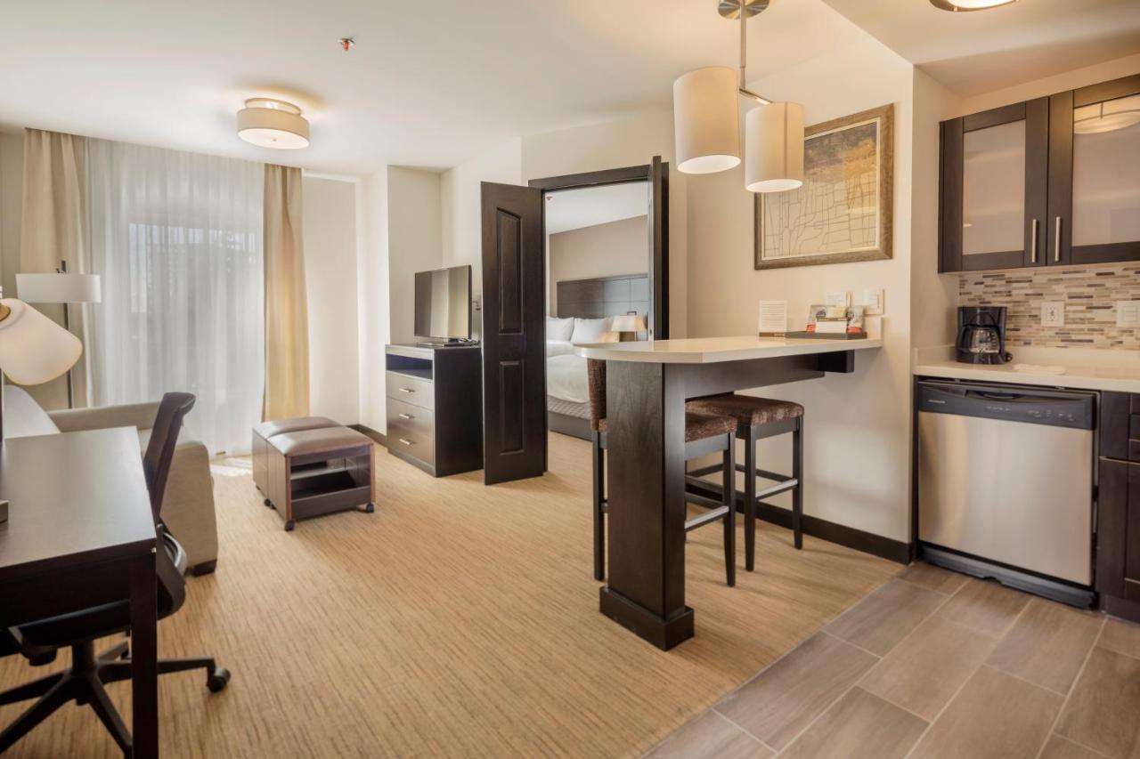 Photo - Staybridge Suites   Irapuato, An Ihg