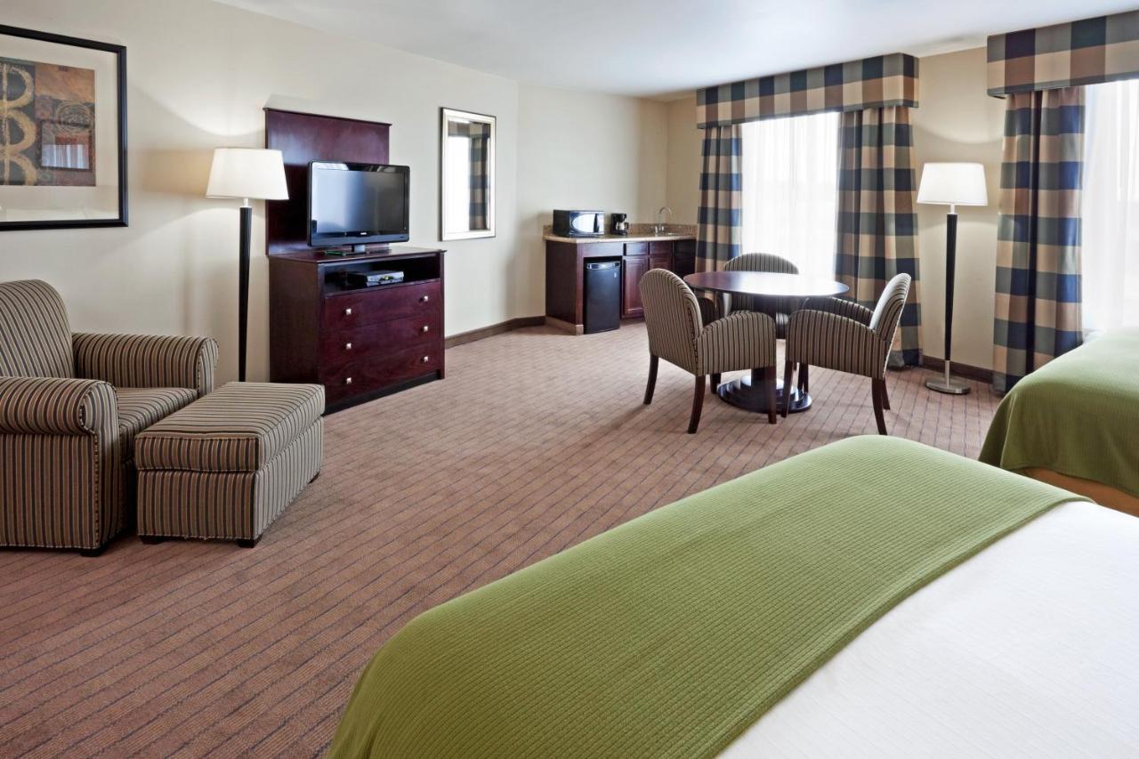 Holiday Inn Express & Suites Syracuse North - Airport Area by IHG photo 2
