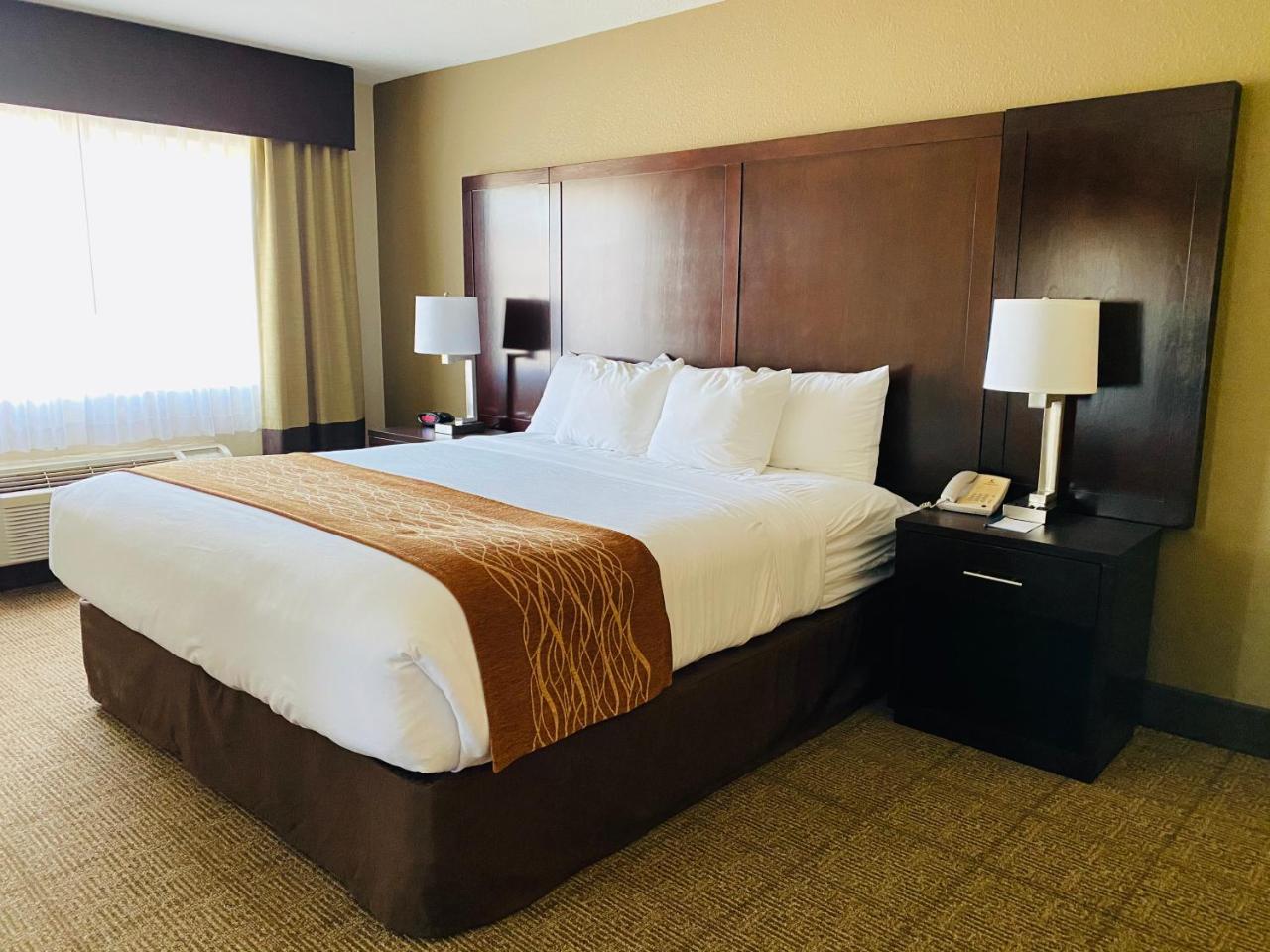 Photo - Comfort Inn & Suites Mojave