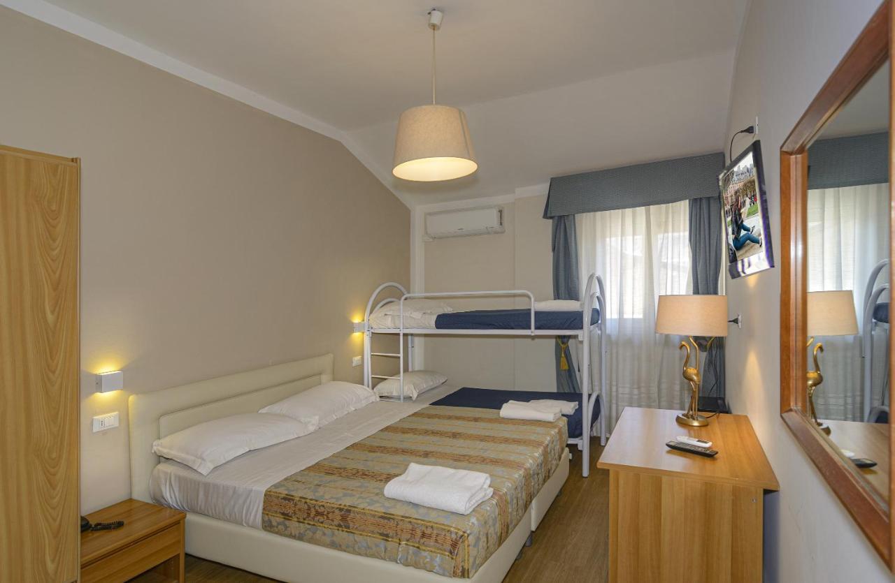 Hotel La Pace photo 3