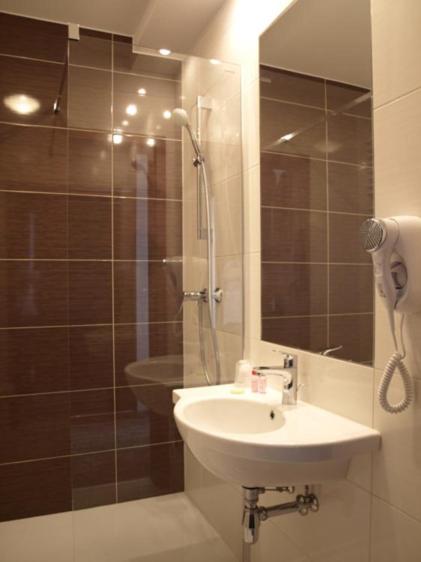 Hotel Kamiza photo 2