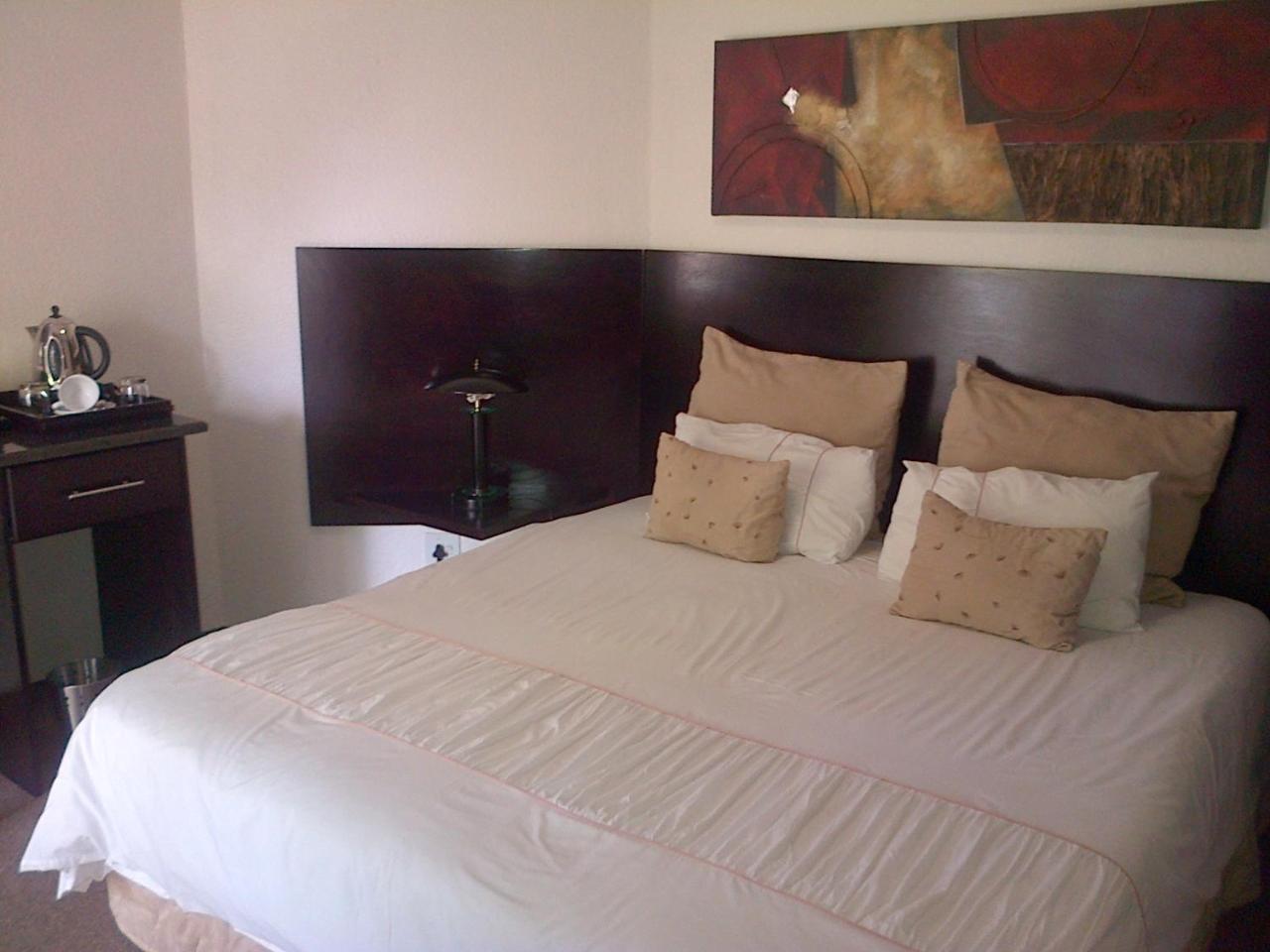 The Waterfront Country Lodge photo 2