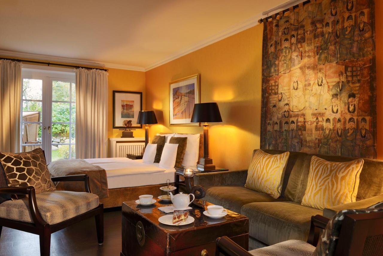 Hotel Village photo 2