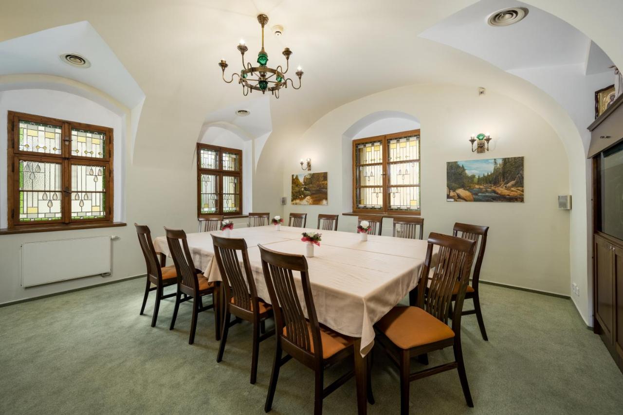 Hotel Zlaty Lev photo 2