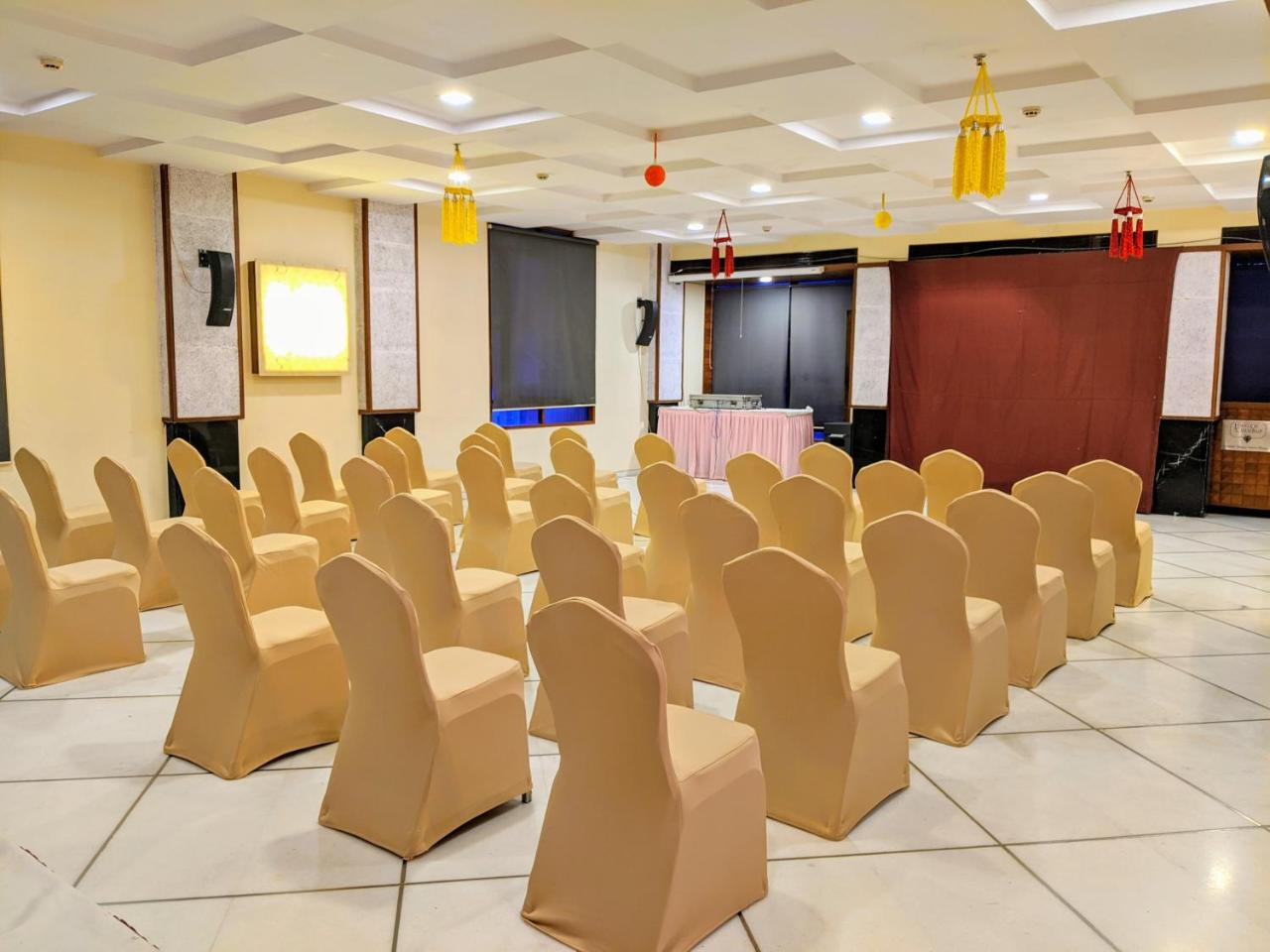 Foto - Jewel Of Chembur