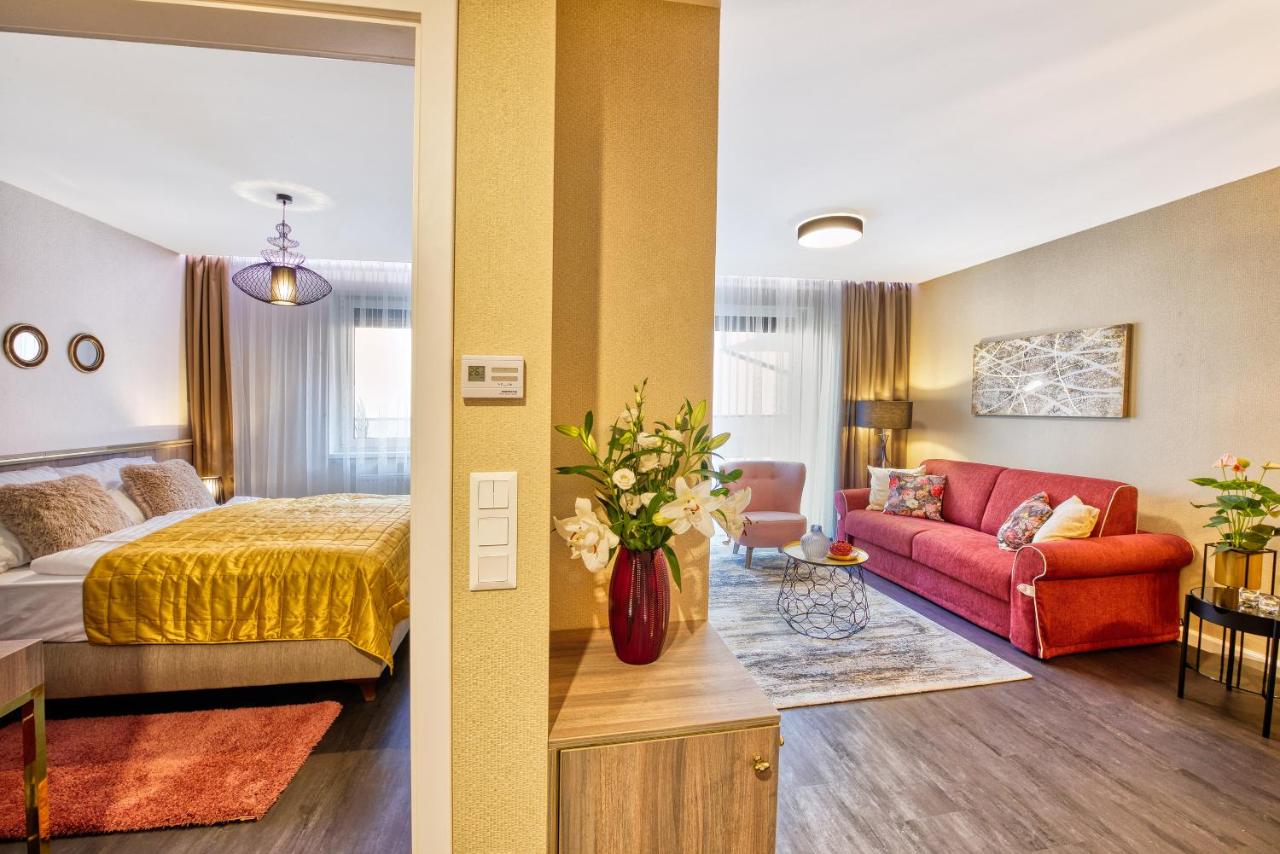 Club Luxury Apartman - 4