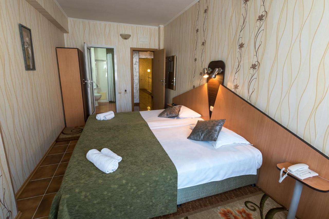 Noviz Hotel photo 4
