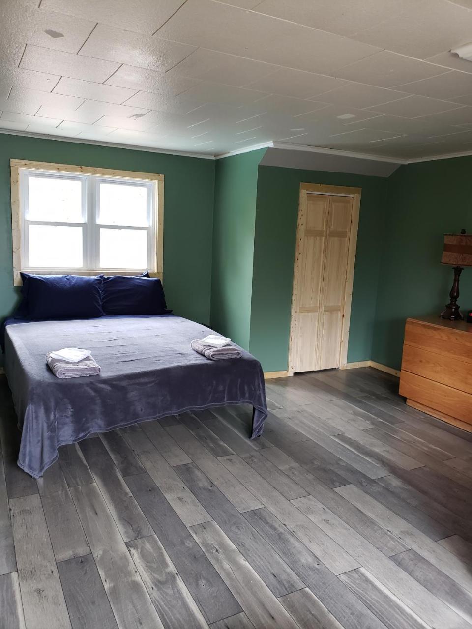 Steffen's Cedar Lodge photo 2