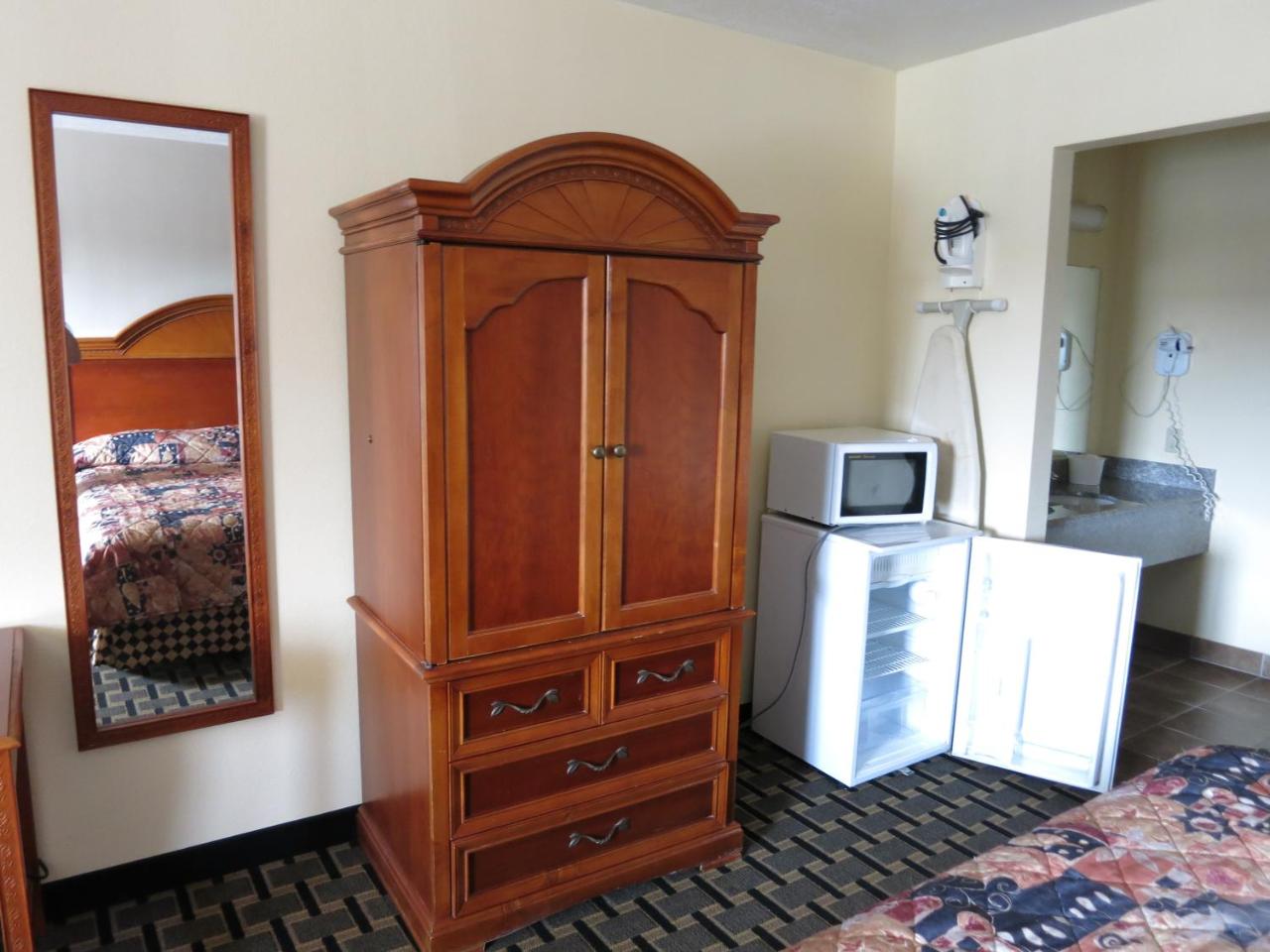 The inn at Mexia photo 3