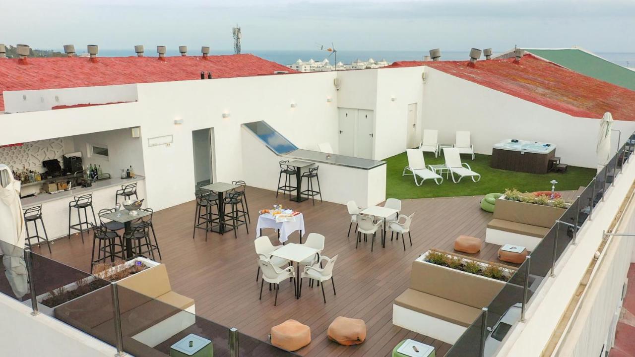 DAOS Suites & Terrace Marbella