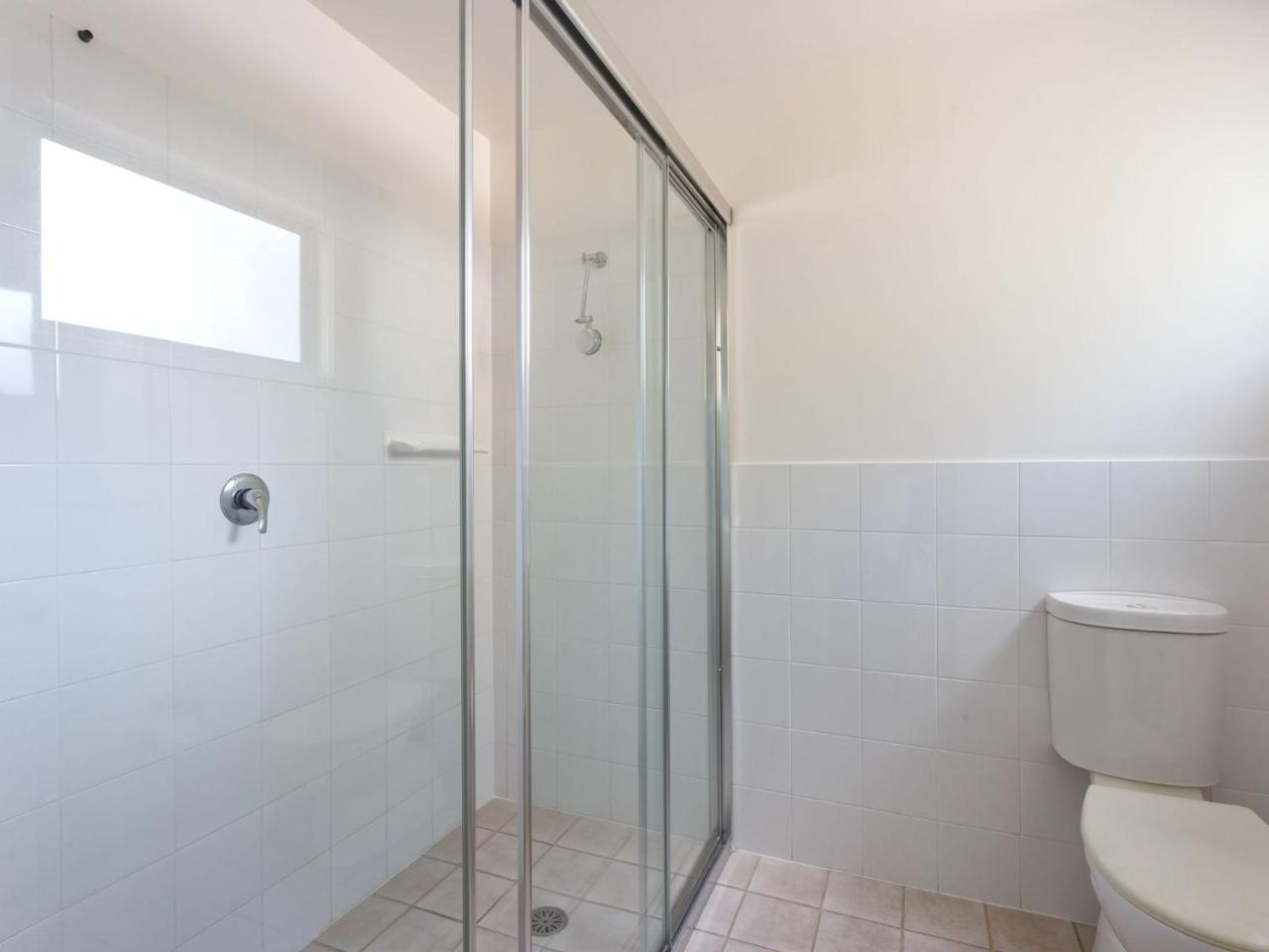 Mobys Beach house 11 photo 3