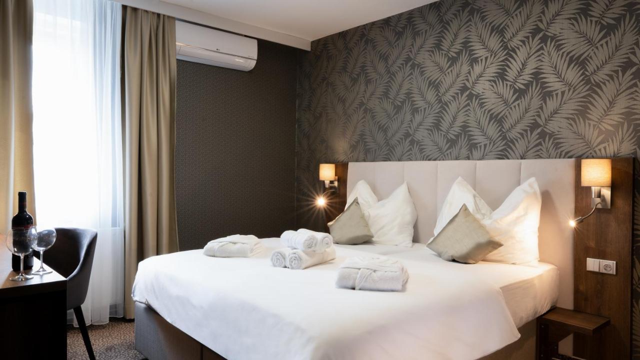 Hotel Karolina - 3
