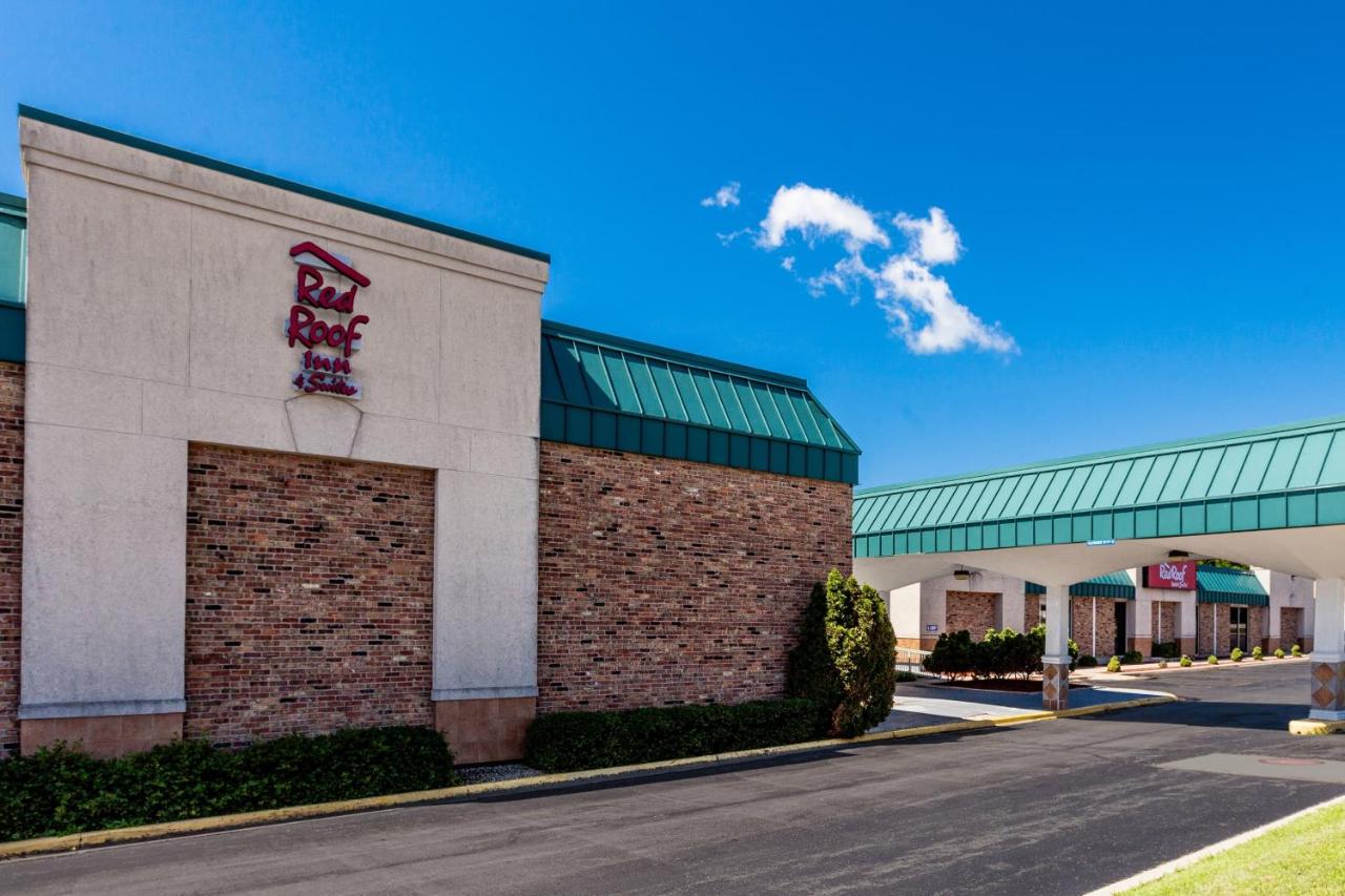Foto - Red Roof Inn & Suites DeKalb