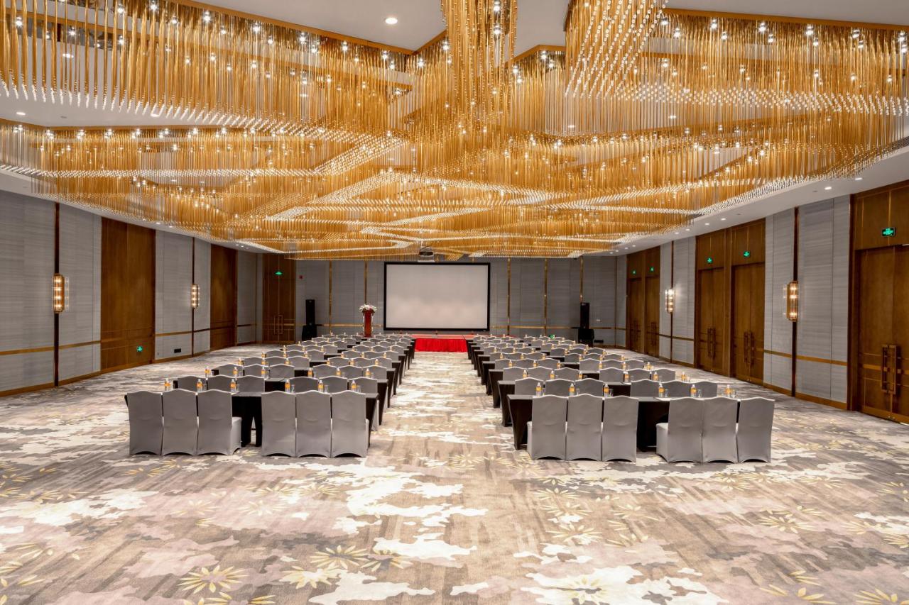 InterContinental Shanghai Jing' An by IHG