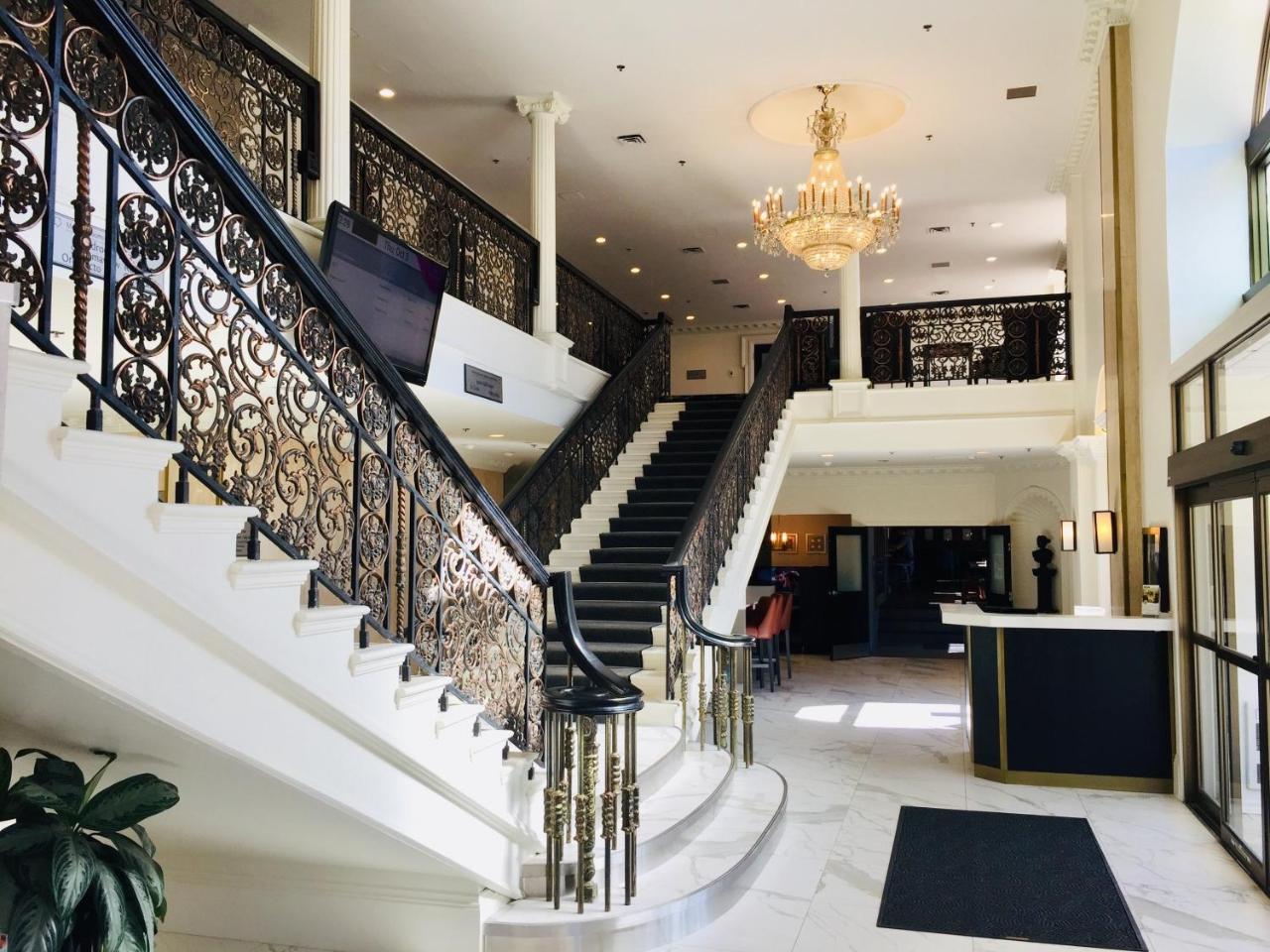 Photo - Crowne Plaza Fredericton Lord Beaverbrook by IHG