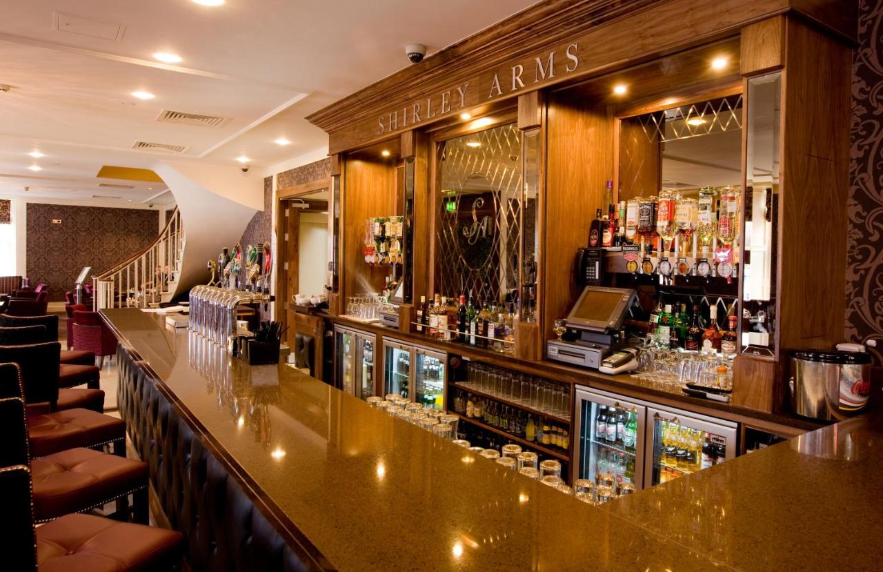 The Shirley Arms Hotel - 5