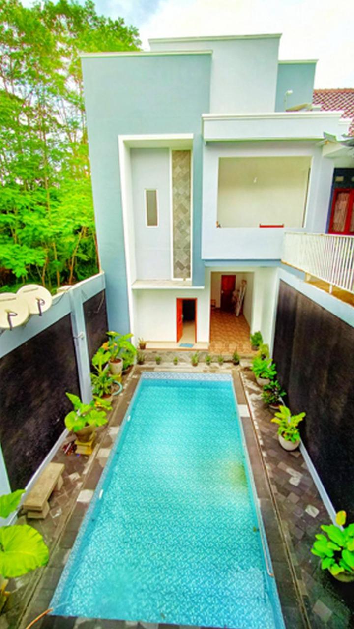 Photo - RedDoorz At Artomoro Guest House