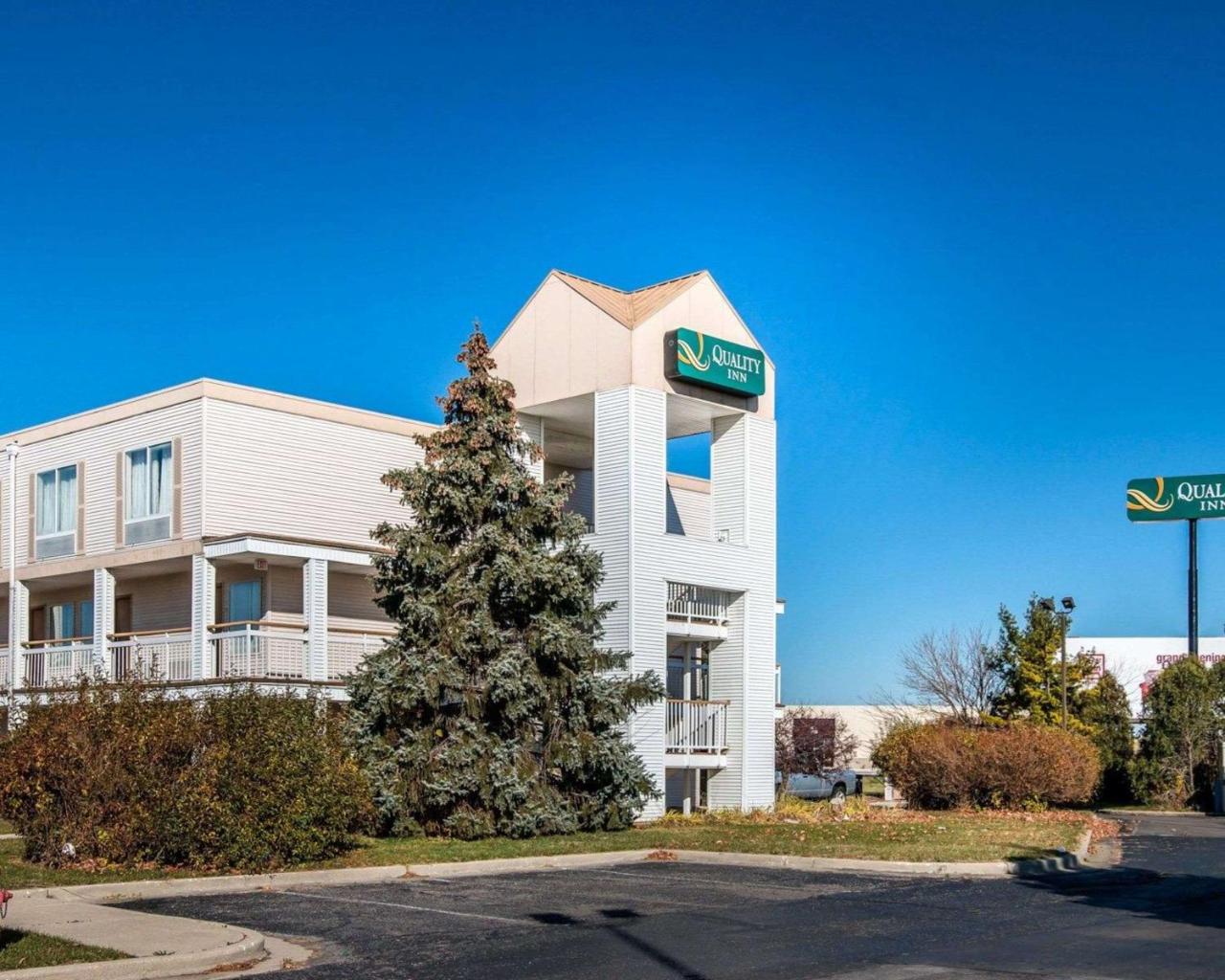 Quality Inn Holland - Toledo photo 4