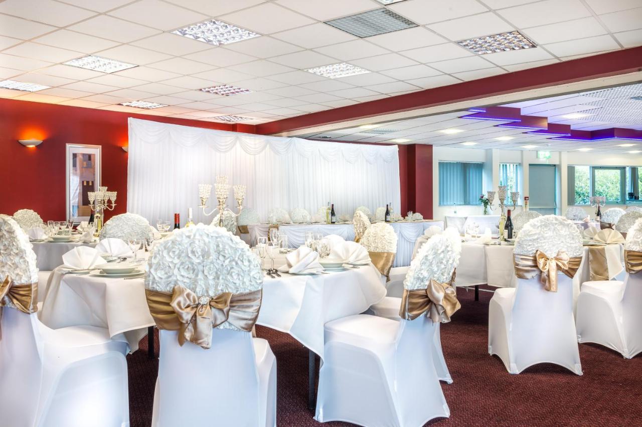 Holiday Inn Birmingham North - Cannock By IHG photo 2
