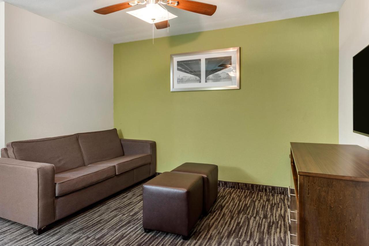 Comfort Inn & Suites North Little Rock JFK Blvd photo 3