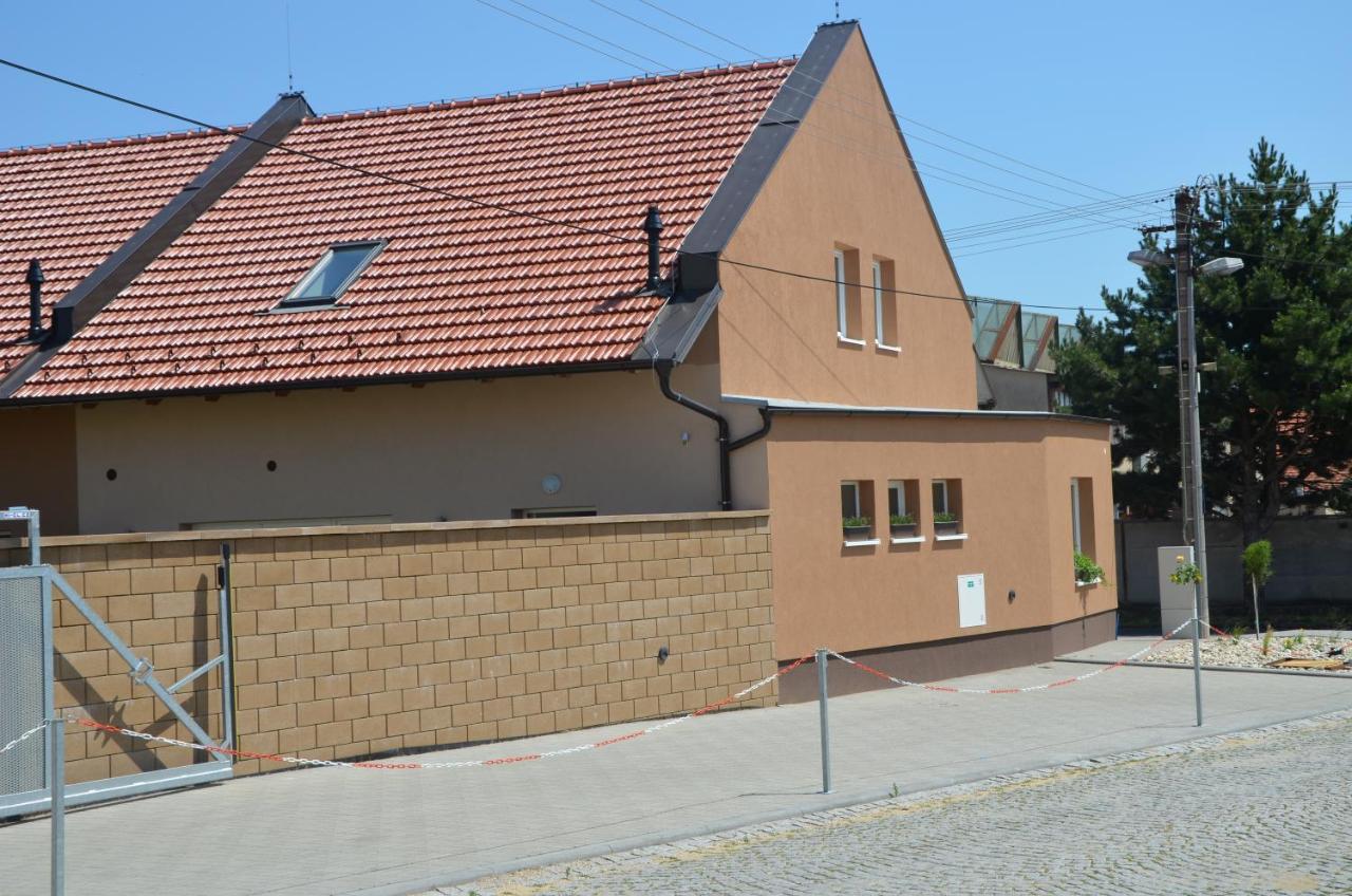 Apartmány Za Dvorem - 3