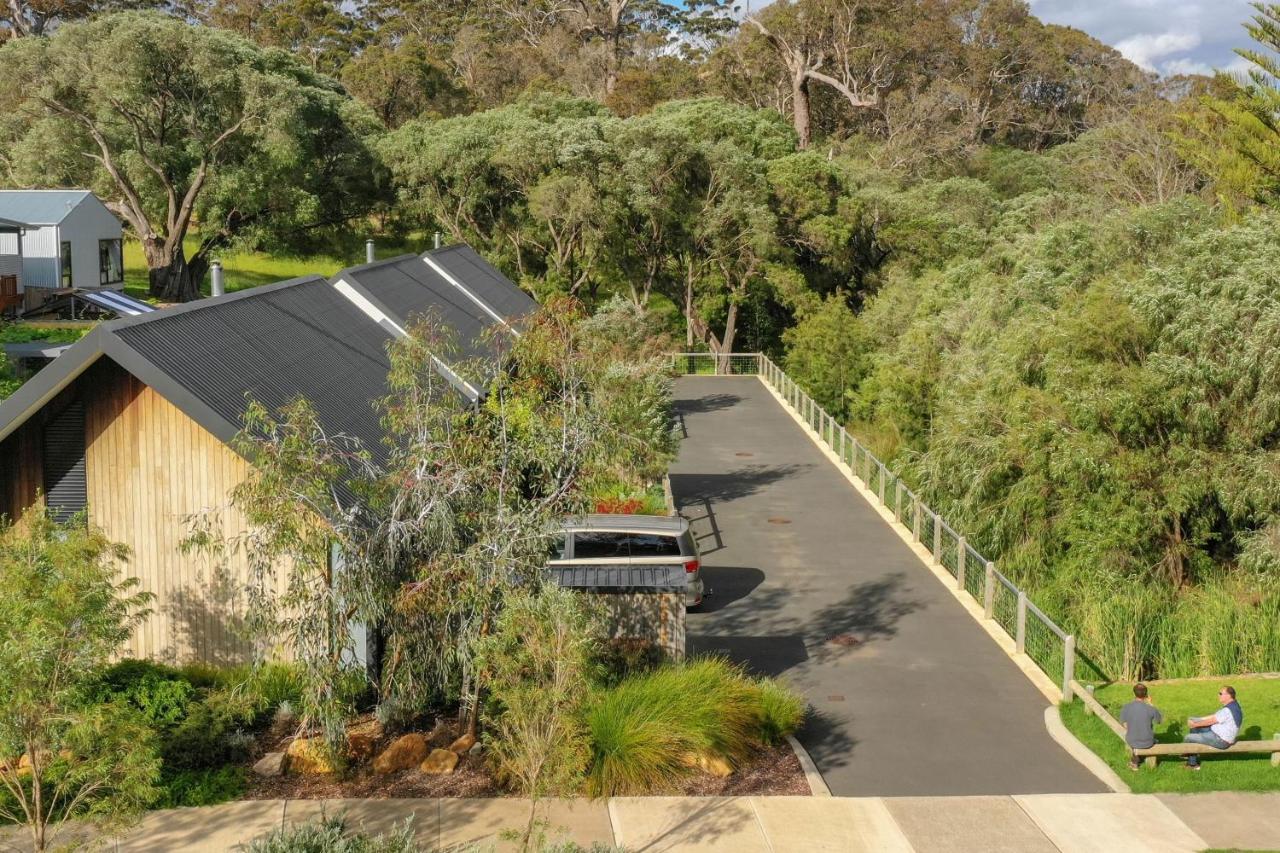 Margaret River Bungalow-1-street - pet friendly photo 3