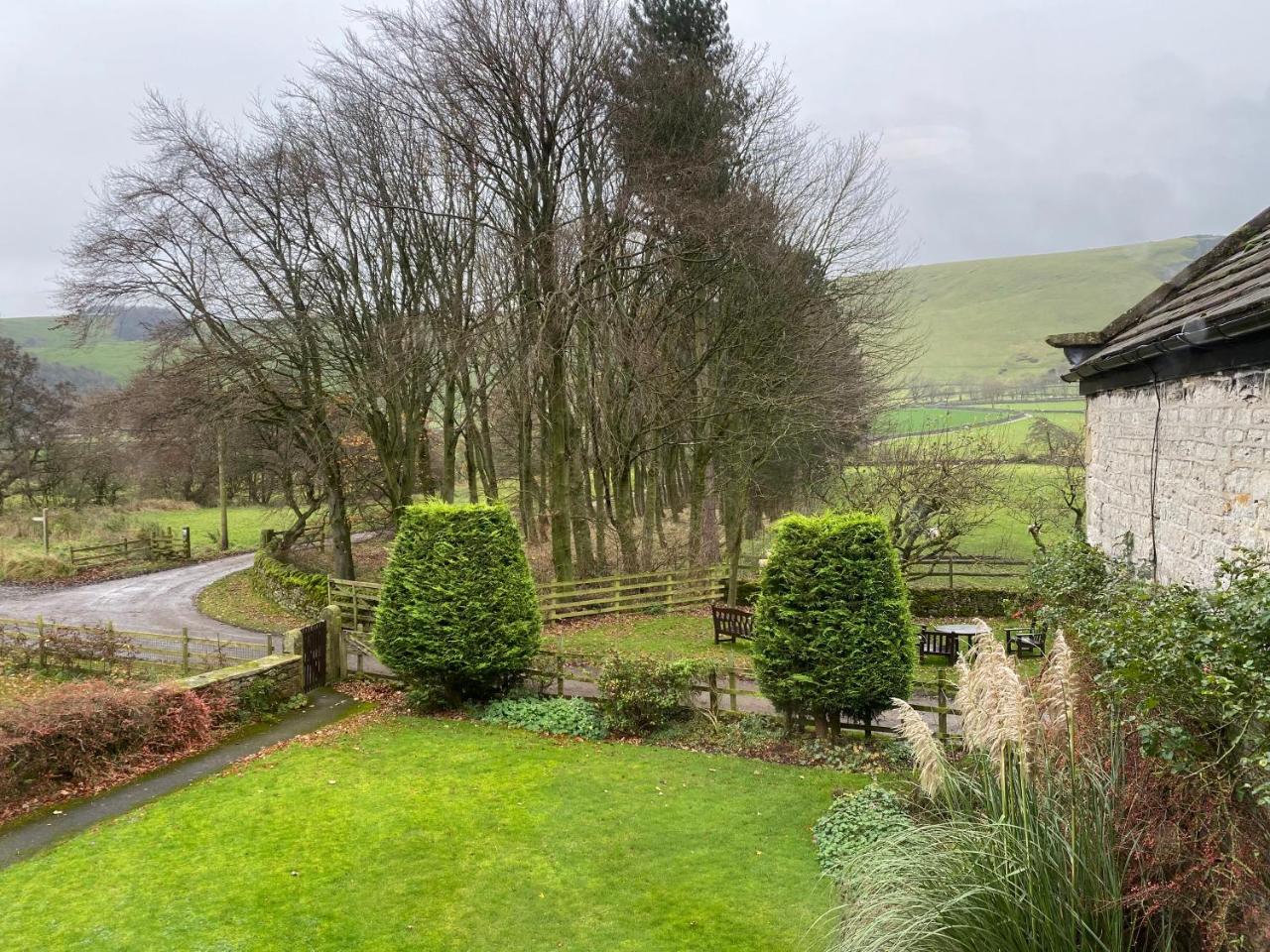 Dunscar Farm Bed & Breakfast - 6