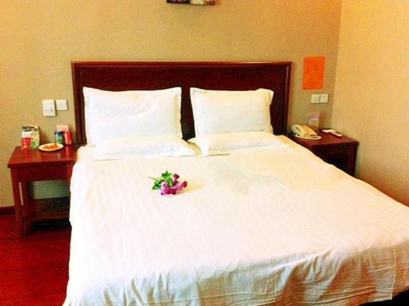 GreenTree Inn Shandong Jining Jinxiang Jinmanke Avenue Express Hotel photo 2