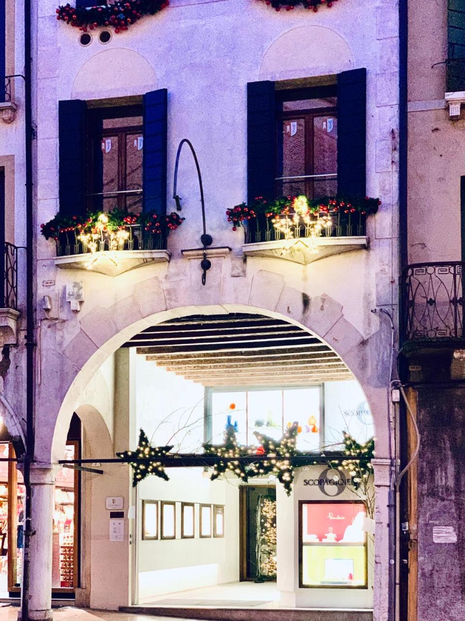 Palazzina300