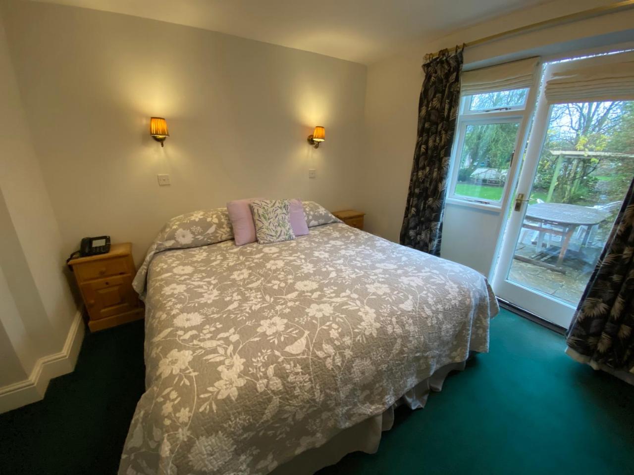 Photo - The Old Manse Pickering