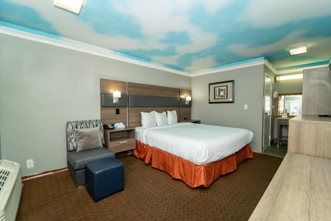 Foto - Hollywood Palms Inns & Suites