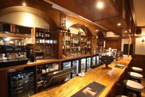 The Royal Hotel photo 3