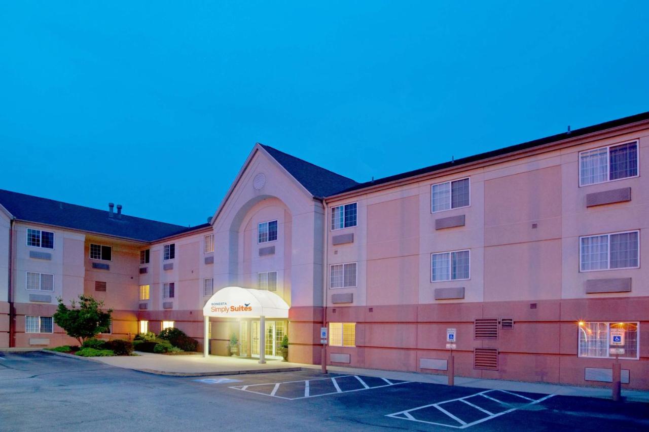 Sonesta Simply Suites Pittsburgh Airport Thumbnail