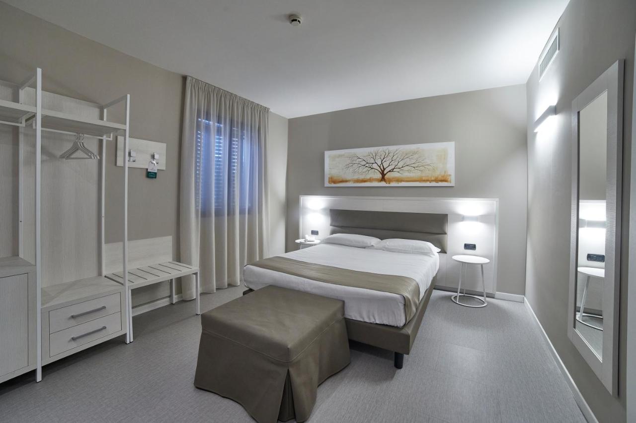 Photo - Hotel Concorde