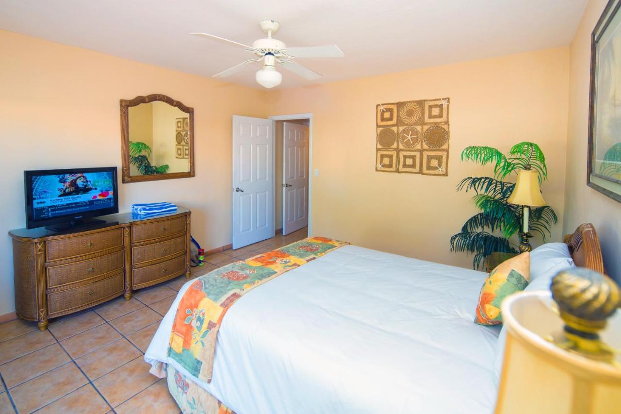 Photo - Island Seas Resort