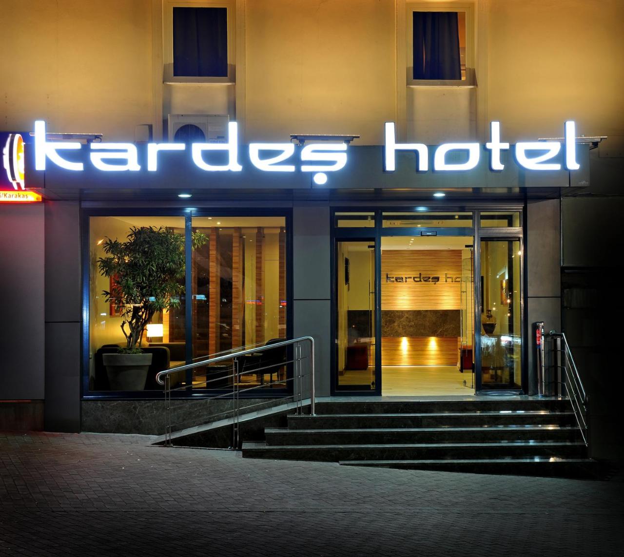 Foto - Kardes Hotel