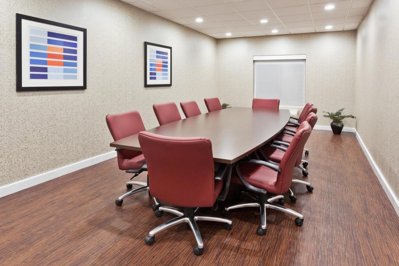 Photo - Holiday Inn Express Rome-East by IHG