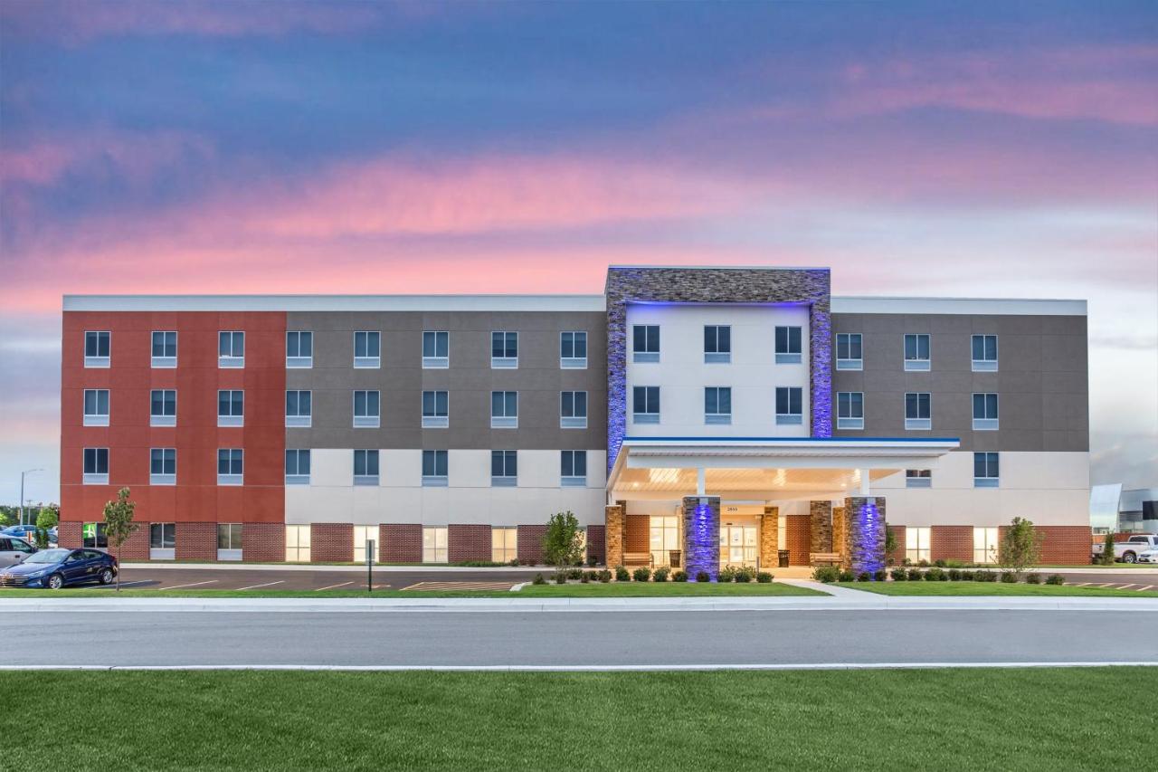 Holiday Inn Express & Suites Ottawa by IHG photo 2
