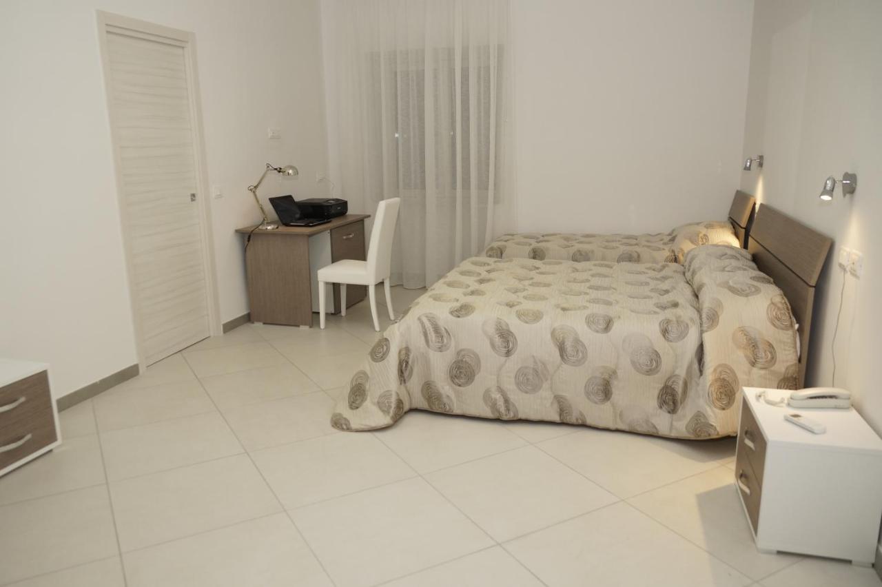 HOTEL VALLEVERDE photo 2