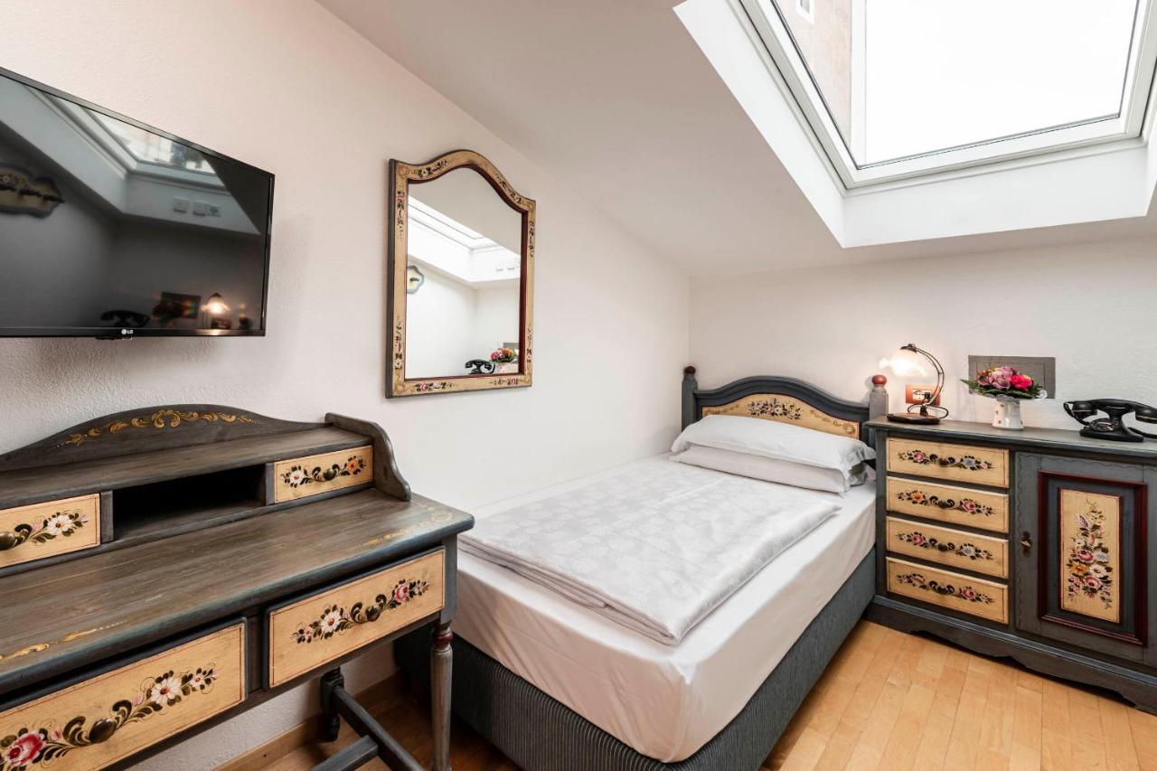 Hotel Cavallino D'Oro Bed&Breakfast photo 4