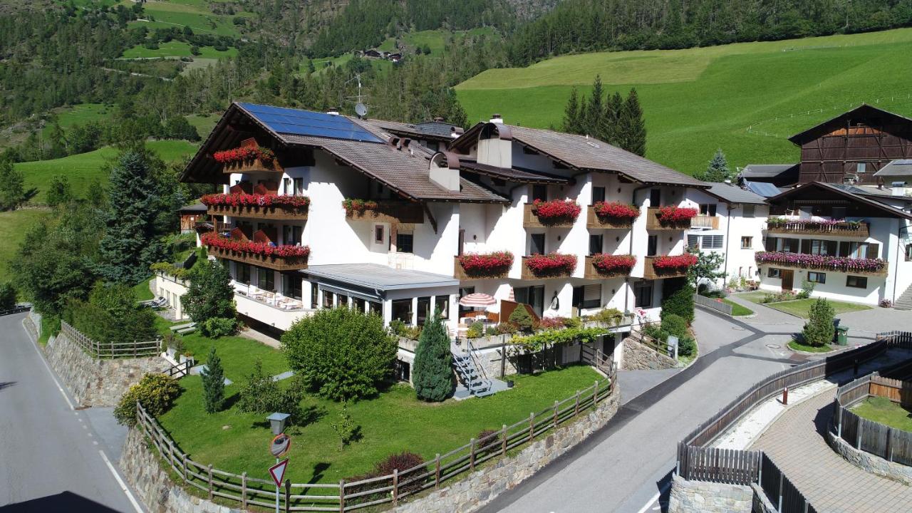 Hotel Am Fels photo 3