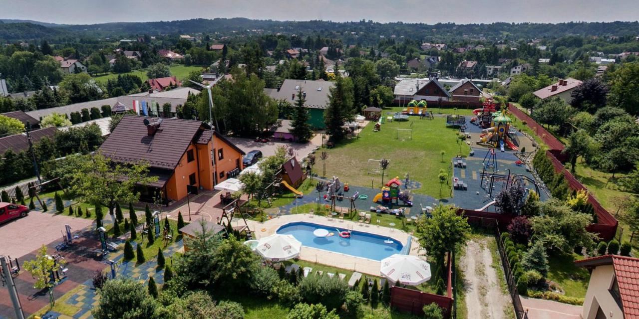 Eko Hotel Na Wierzynka & Park Pinokia