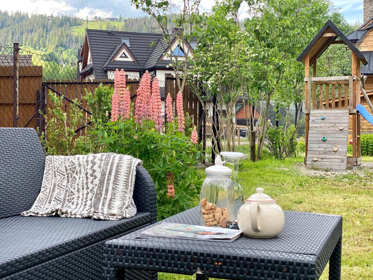 Domki Vika Home i Wataha Home - świetna lokalizacja w centrum Zakopanego - blisko Krupówek i wyciągu narciarskiego photo 2