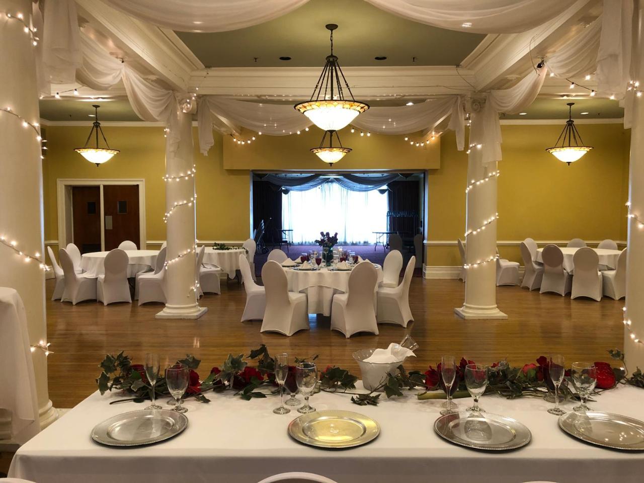 Stearns Hotel - 4