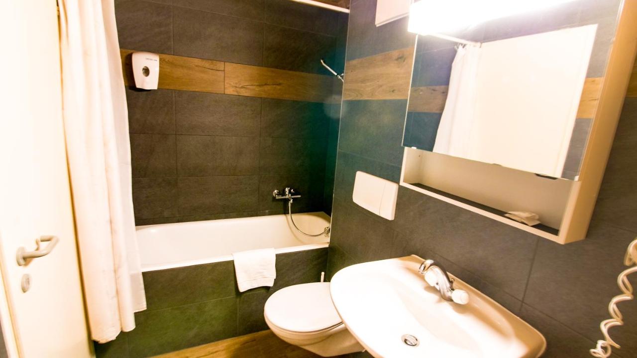 Hotel Central Résidence & spa photo 3