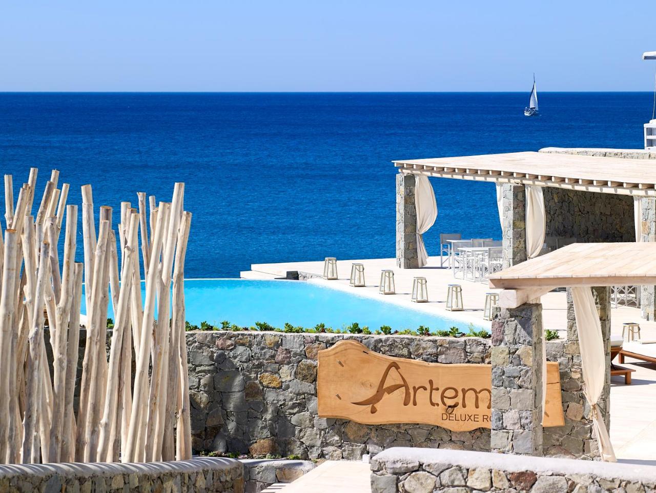 Artemis Seaside Resort - 2